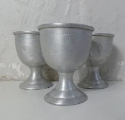 3 anciens coquetiers en alu