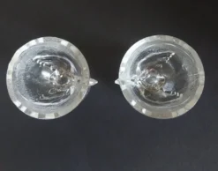 Anciens coquetiers en verre de Portieux