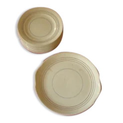 Ancien service à dessert en porcelaine Céranord, 13 pièces