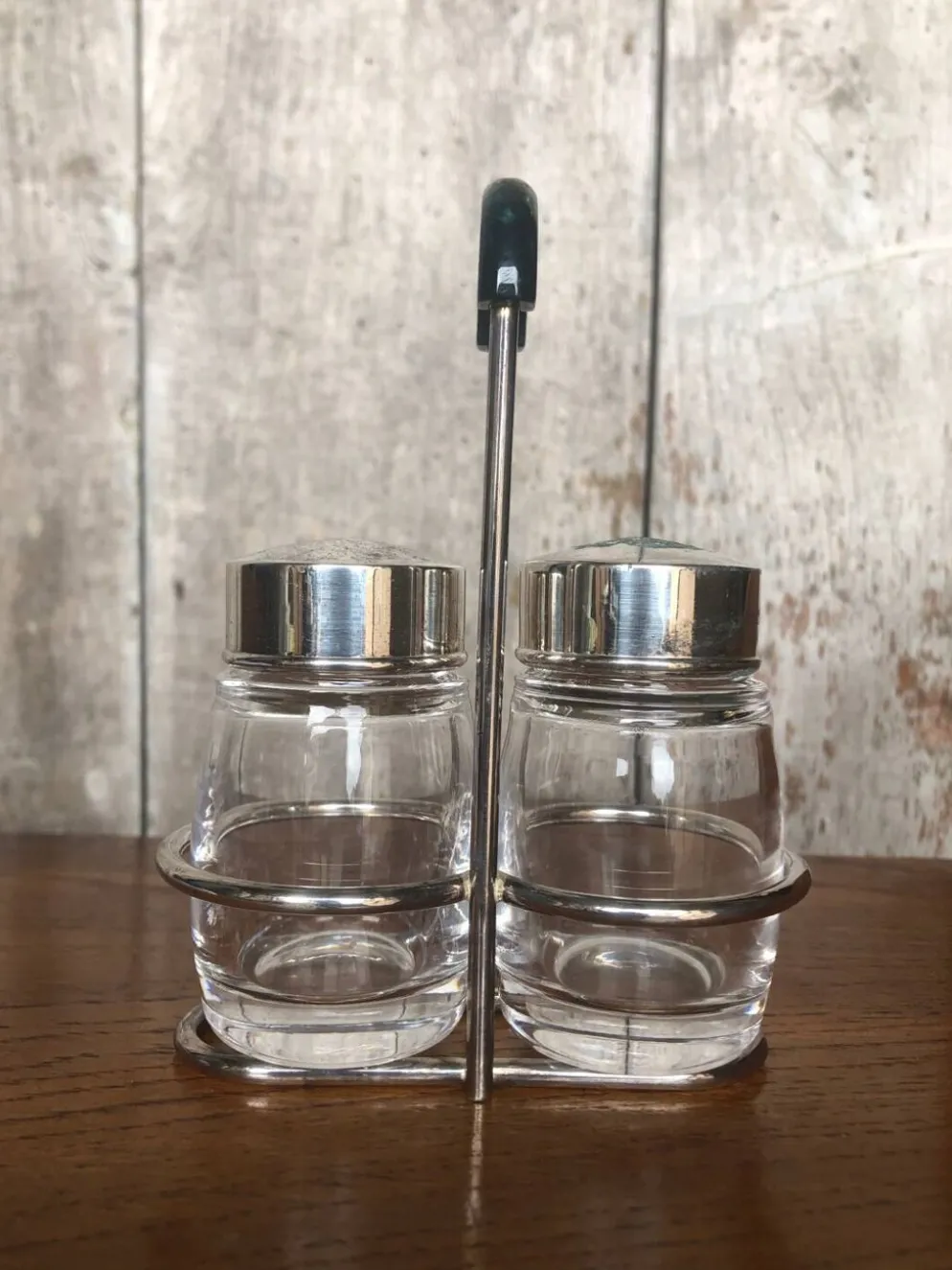Ancien Service Salière Poivrière Verre Moulé + Métal Argenté Vintage