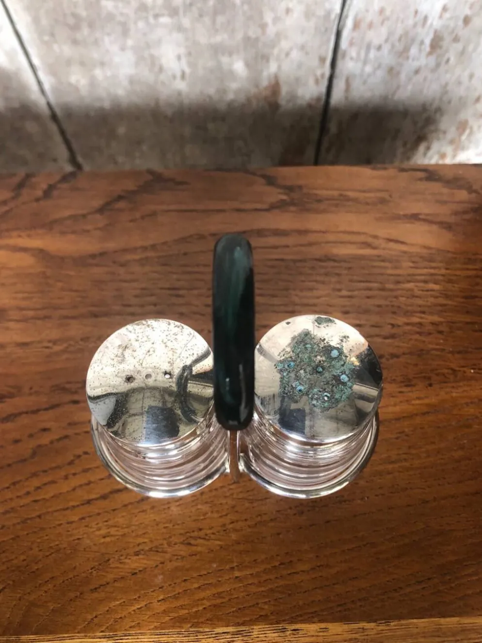 Ancien Service Salière Poivrière Verre Moulé + Métal Argenté Vintage