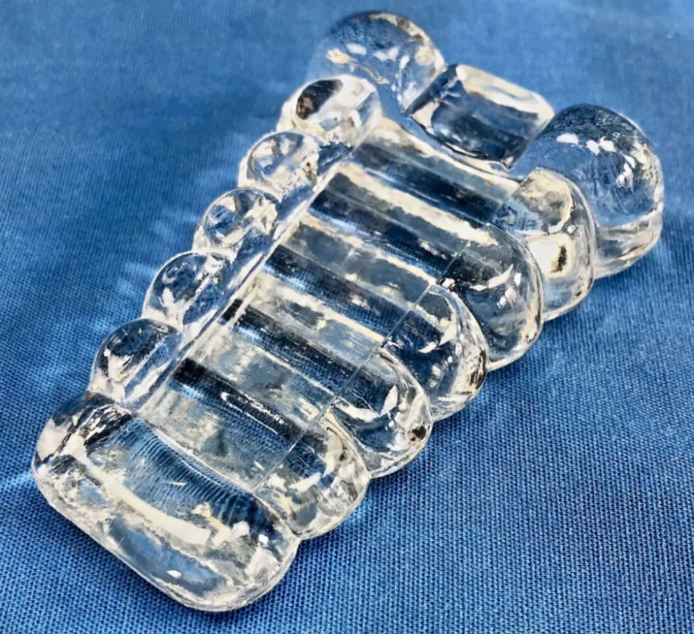7 anciens porte couteaux cale assiette modèle bambou Portieux