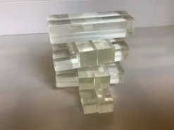 12 anciens porte-couteaux en lucite