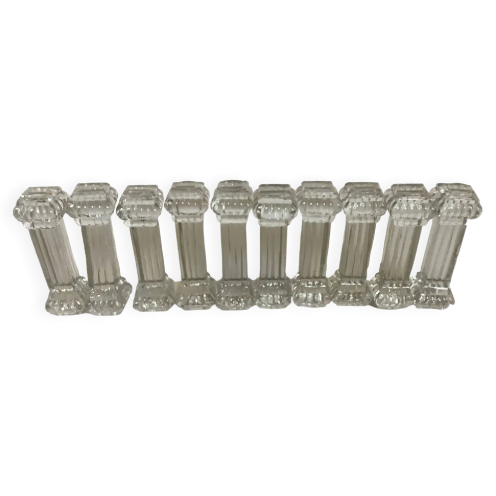 10 anciens porte-couteaux en verre moulé