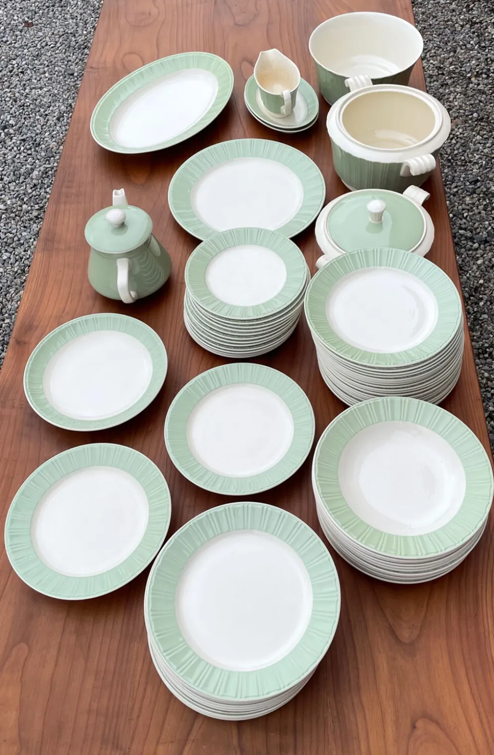 Anciens service Villeroy et Boch modèle Paris - 70 pièces