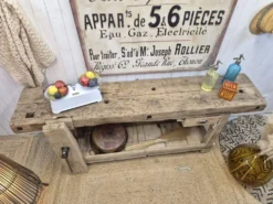 Ancien établi de menuisier