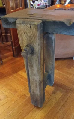 Ancien établi de menuisier meuble de métier