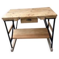Ancien établi de métier