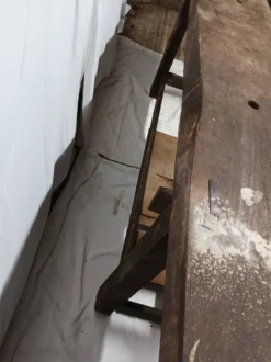 Ancien établi en bois vintage