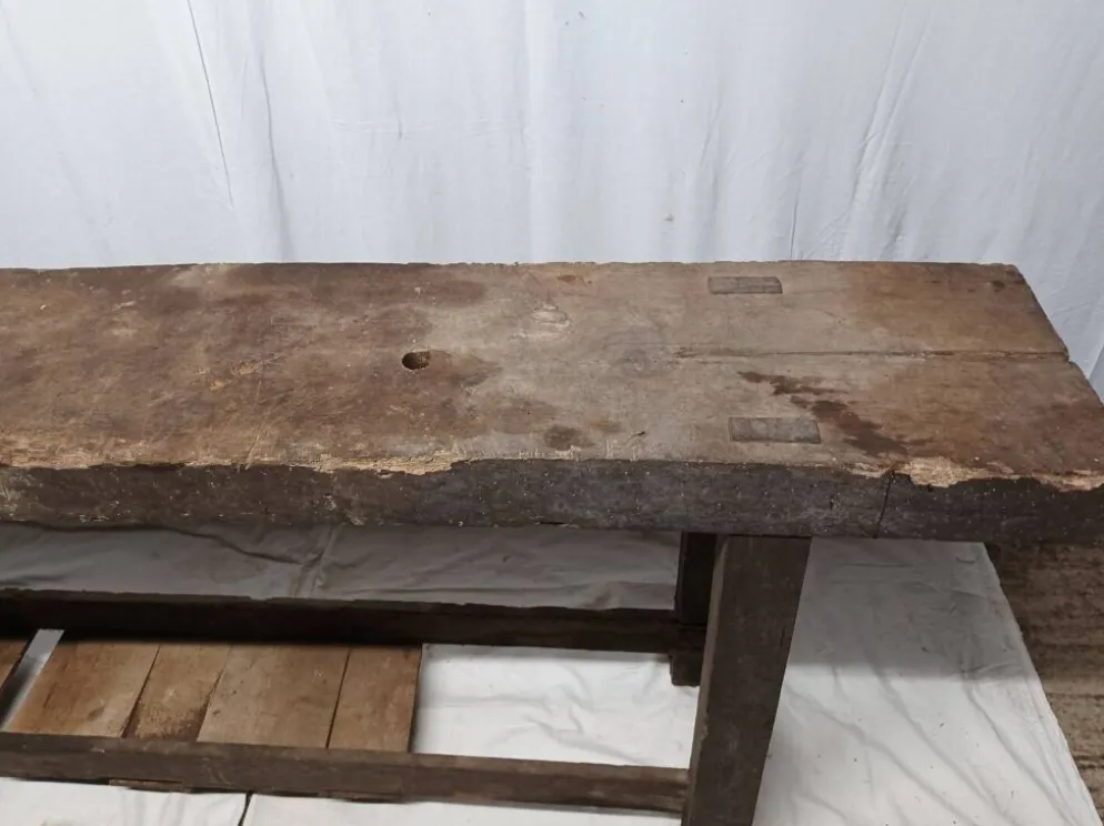 Ancien établi en bois vintage