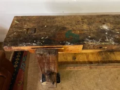 Ancien établi en bois vintage