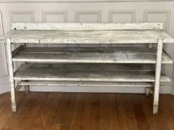 Ancien établi, meuble de métier en bois et métal