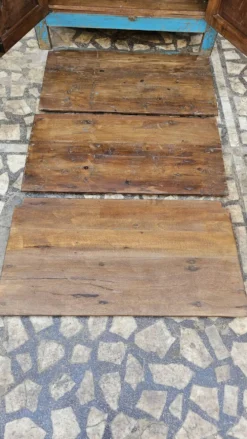 Ancien vaisselier Art déco en teck birman