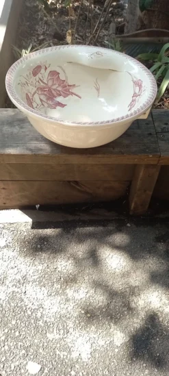 Ancien vasque de salle de bain