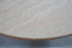 Angelo Mangiarotti M1 eettafel Travertin marmer 130cm