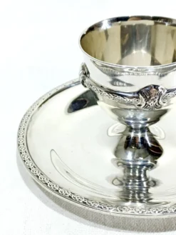 Angleterre - Coquetier en argent massif