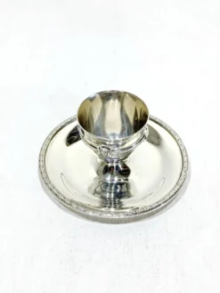 Angleterre - Coquetier en argent massif