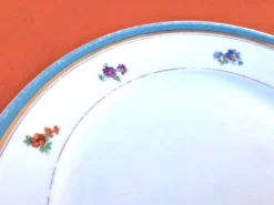 Années 1930 Assiette décor floral Porcelaine U.M.L Union Marc Larchevêque F