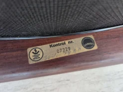 Années 1970, design danois par Kristian Vedel. Table d'appoint modèle