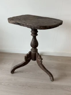 Antieke Houten Bijzettafel