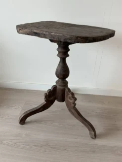 Antieke Houten Bijzettafel