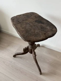 Antieke Houten Bijzettafel