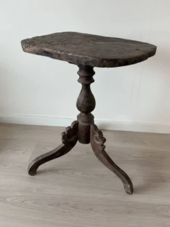 Antieke Houten Bijzettafel