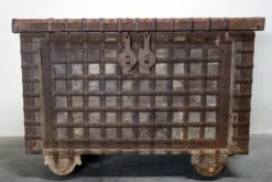 Antique coffre de mariage bois et fer, Inde, XIXème