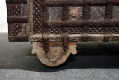 Antique coffre de mariage bois et fer, Inde, XIXème