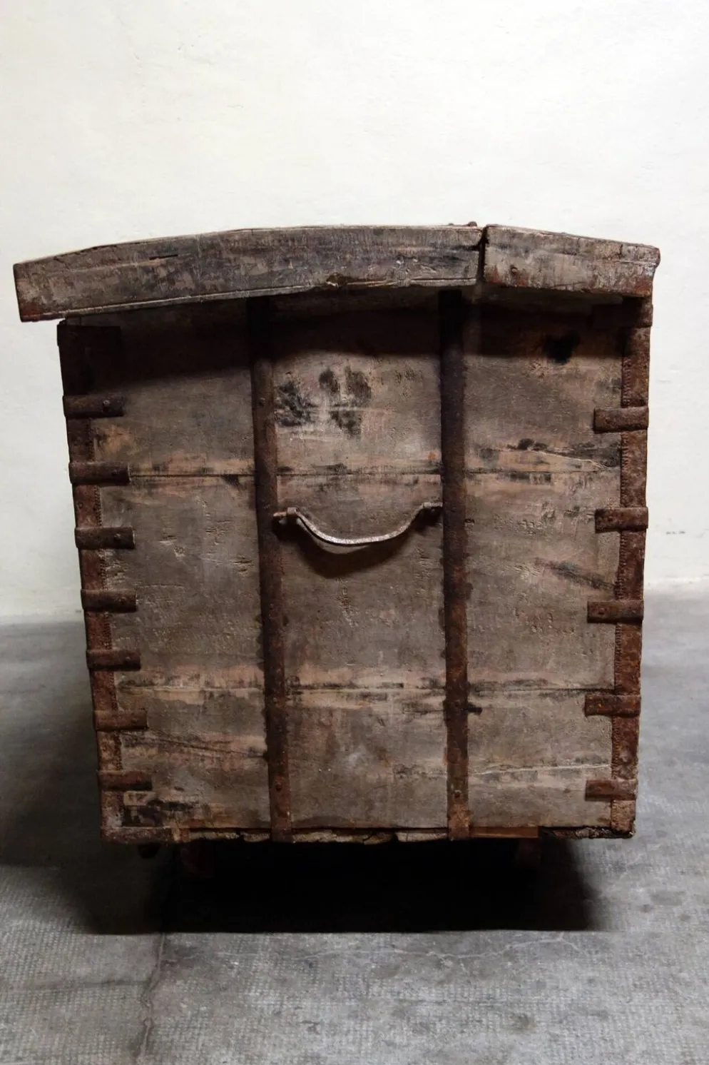 Antique coffre de mariage bois et fer, Inde, XIXème