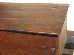Antique coffre égouttoir en chêne massif