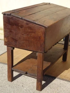 Antique coffre égouttoir en chêne massif