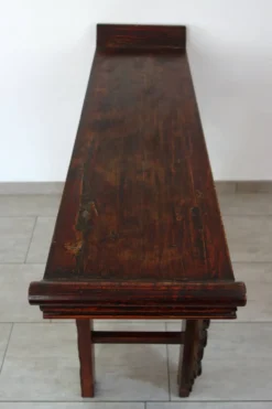 Antique console d'autel décorée, Chine début XXème