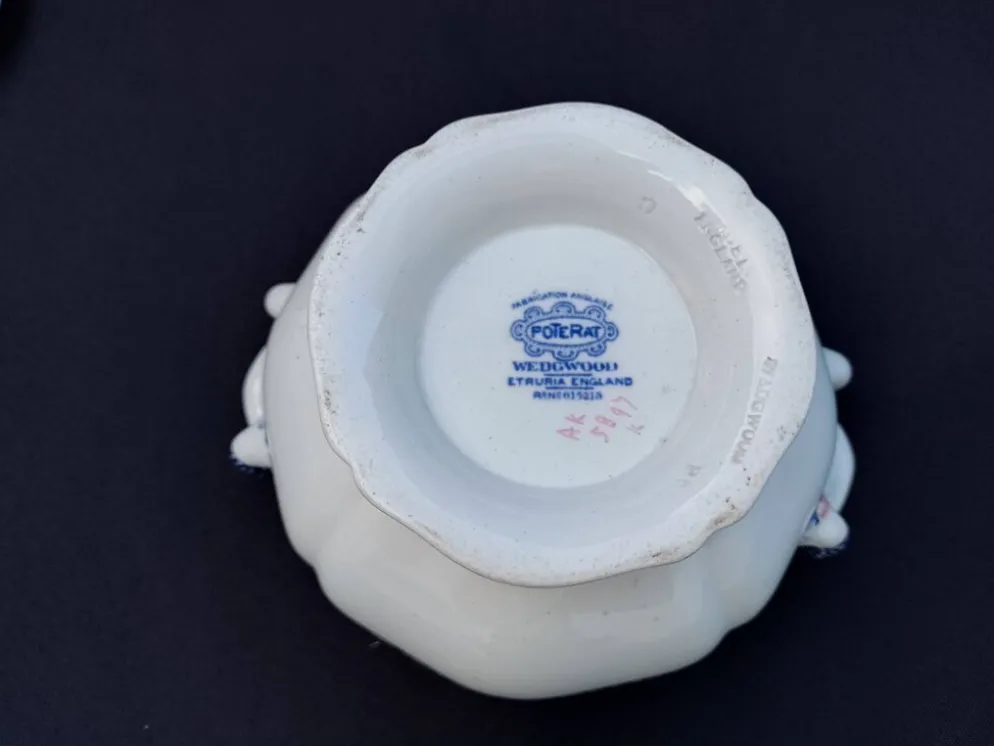 Antique Wedgwood Etruria Poterat 4 Pièces