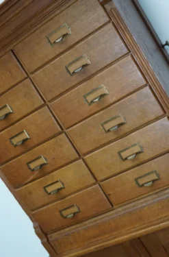 Apothecary or oak binder Netherlands 1930s