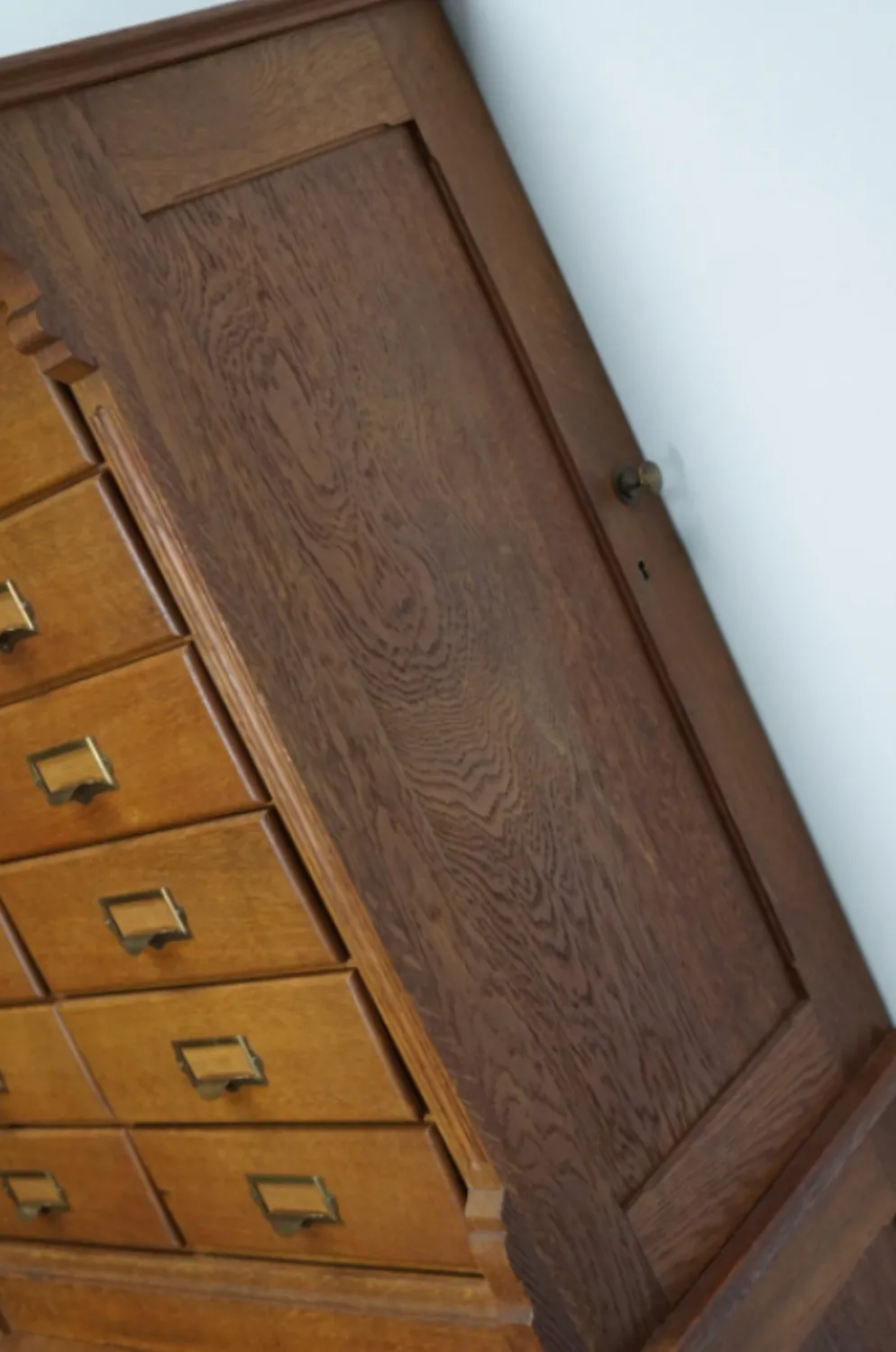 Apothecary or oak binder Netherlands 1930s
