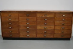 Apothicaire en chêne néerlandais / Armoire de classement ou buffet, années 1950