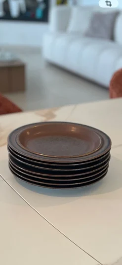 Arabia Ruska 7 grandes assiettes, by Ulla Procopé