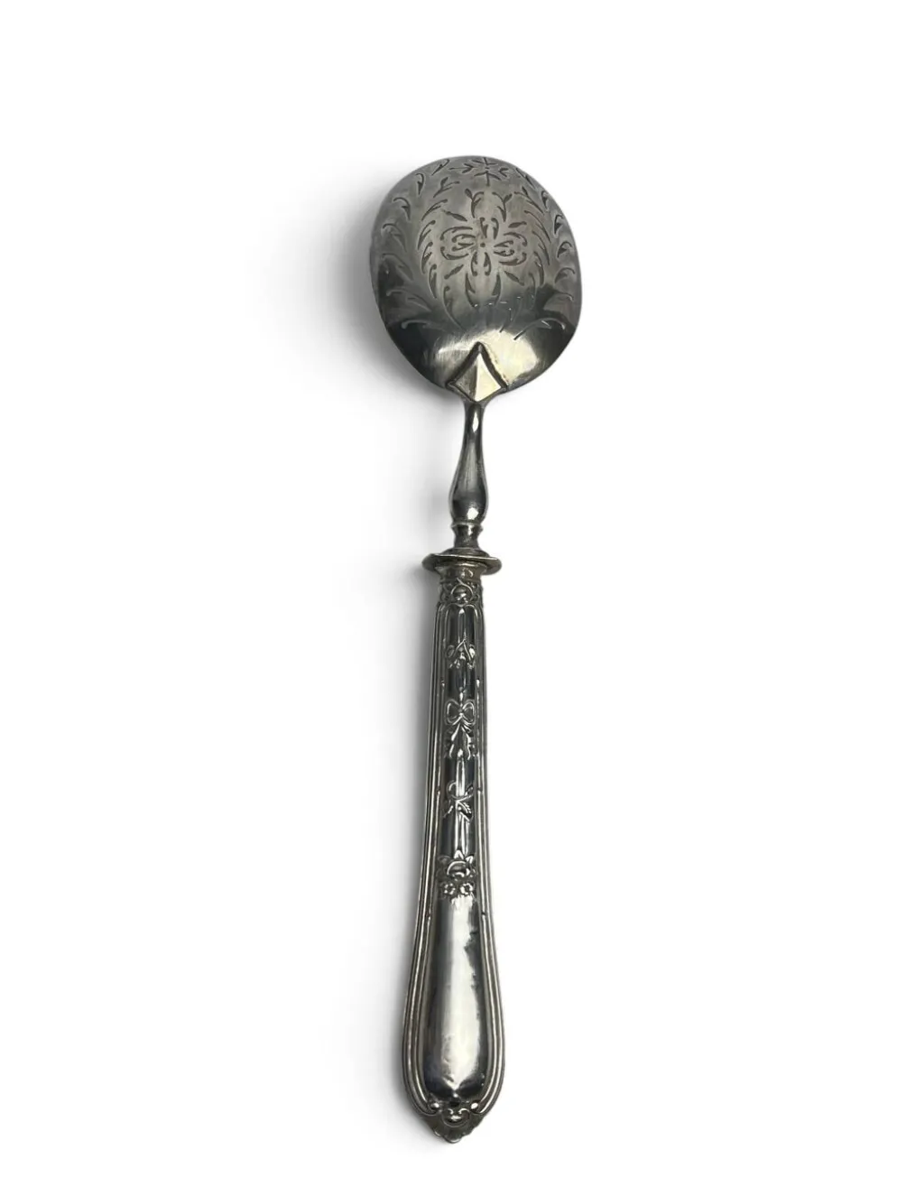 Argenterie, cuillère saupoudreuse argent poinçon Minerve début XXème