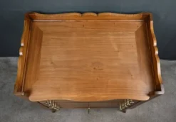 Argentier Petite Commode en Noyer Massif – 1940