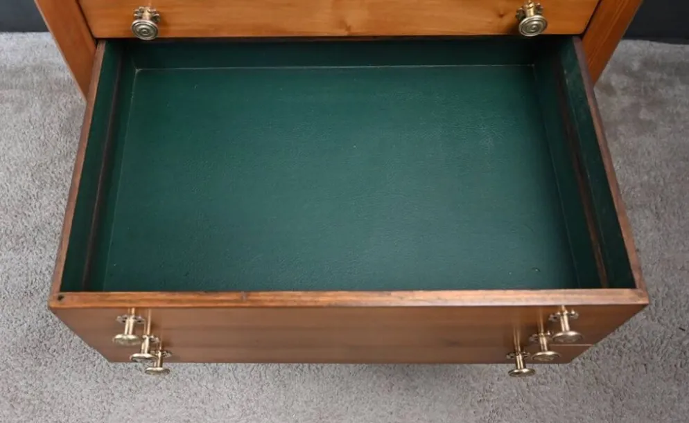 Argentier Petite Commode en Noyer Massif – 1940