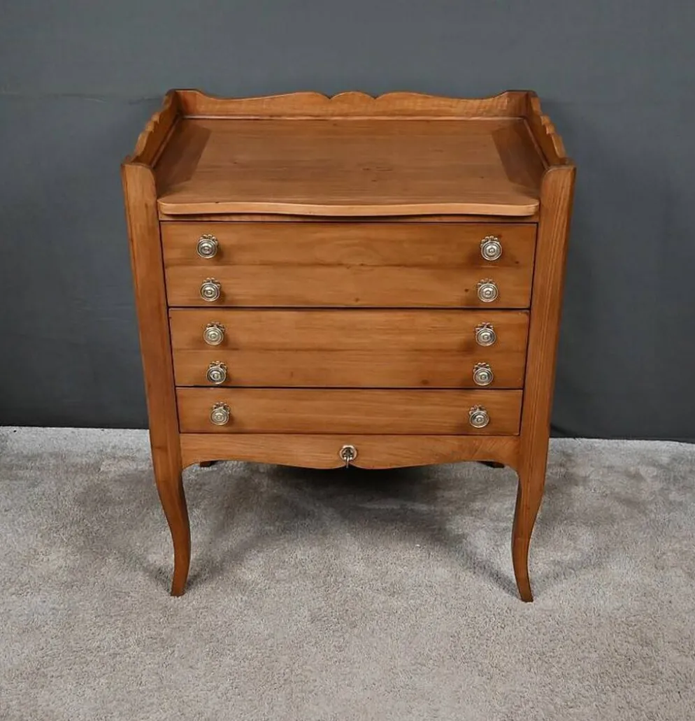 Argentier Petite Commode en Noyer Massif – 1940