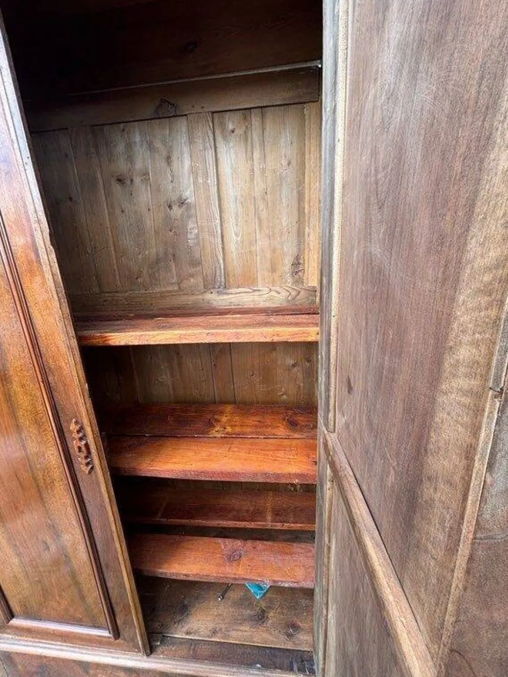 Armoire