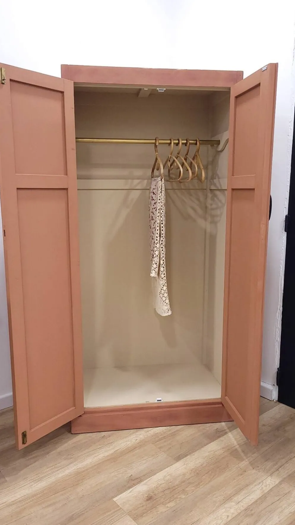 Armoire