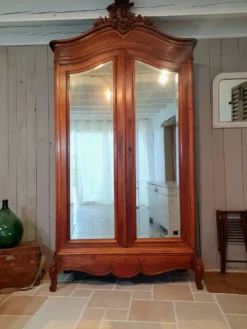 Armoire