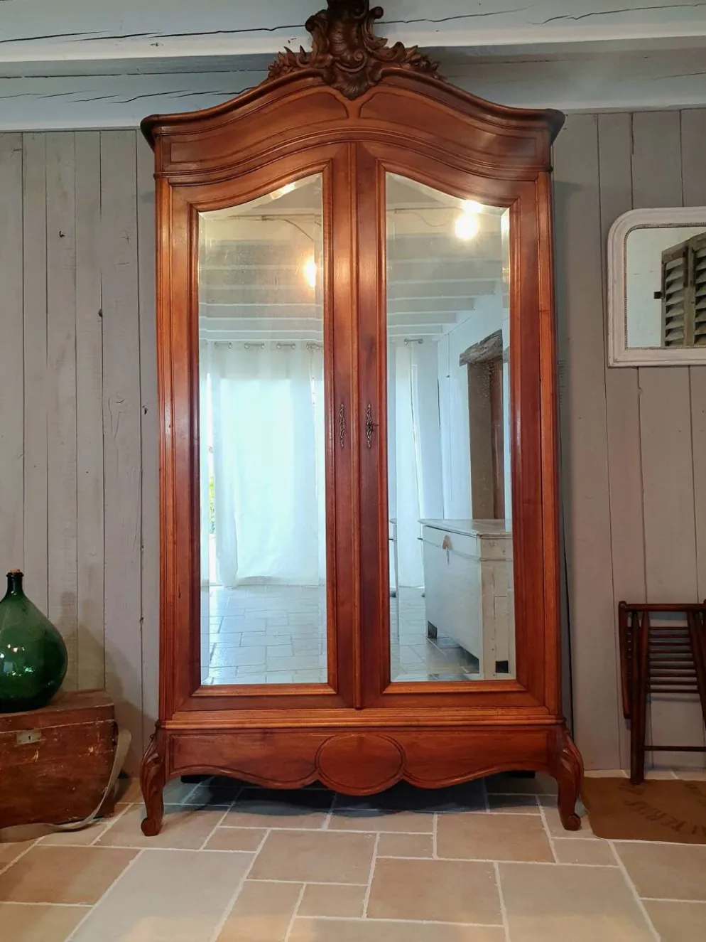Armoire