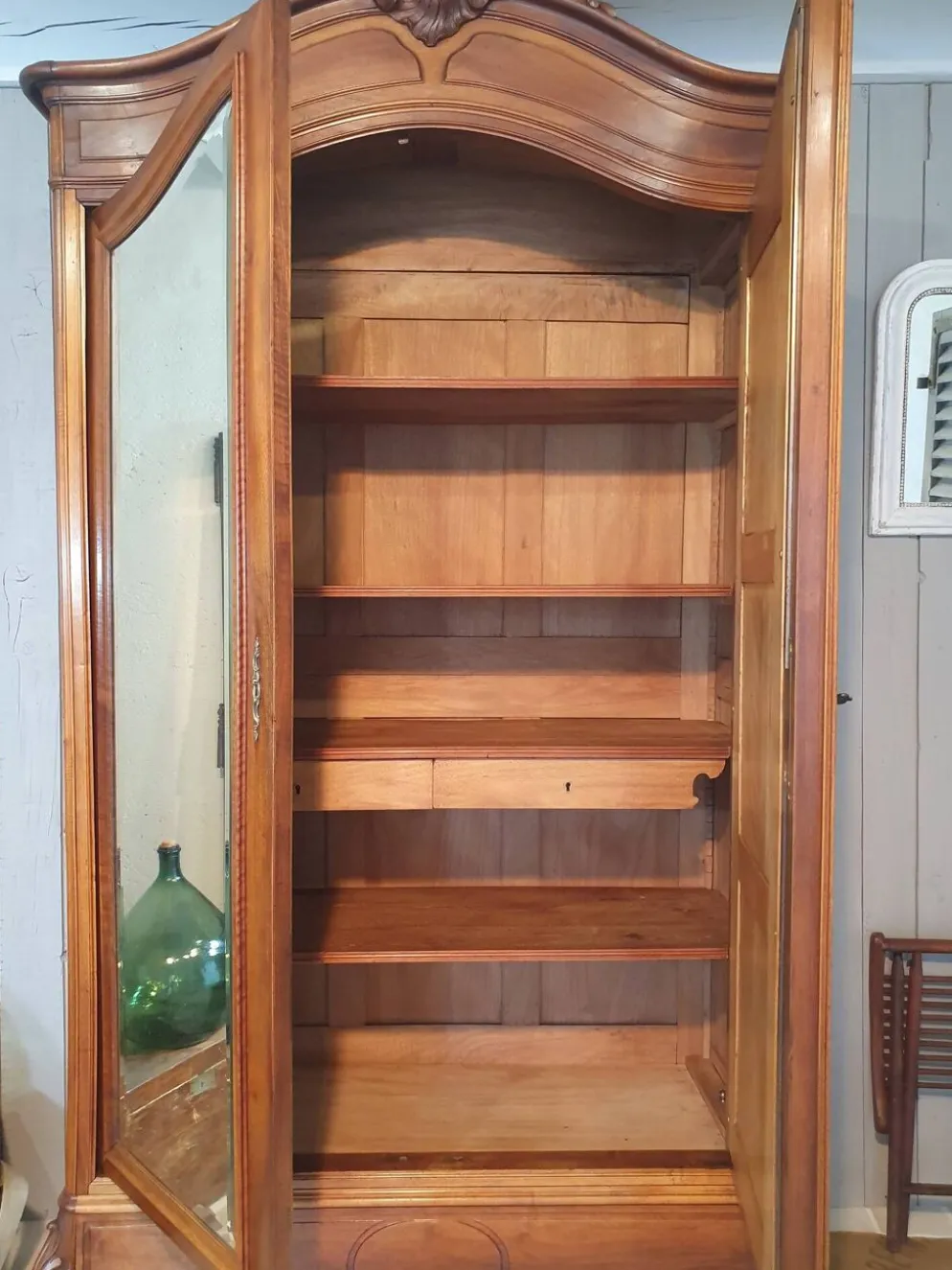 Armoire