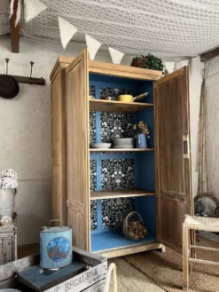 Armoire