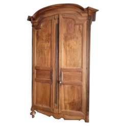 Armoire ancienne