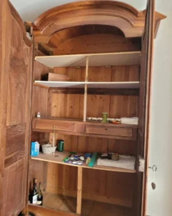 Armoire ancienne